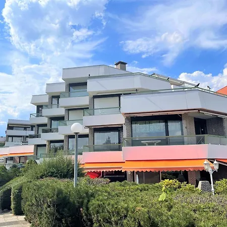 Kaiserallee, 200 Apartment *